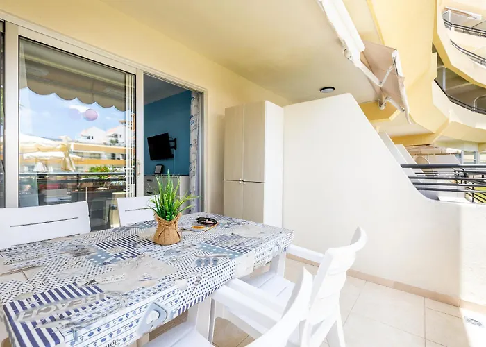 Apartament Great Location 30