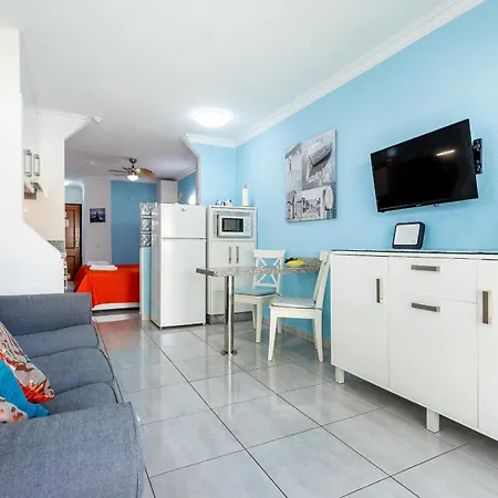 Apartment Great Location 30 *
