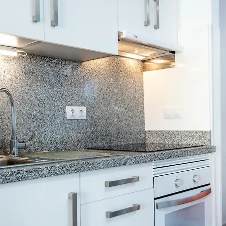 Great Location 30 Апартаменты *